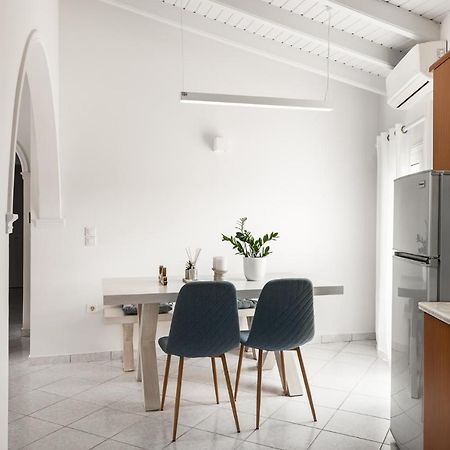 The Seaview Corner Apartments By Konnect, Ipsos Corfu Eksteriør billede