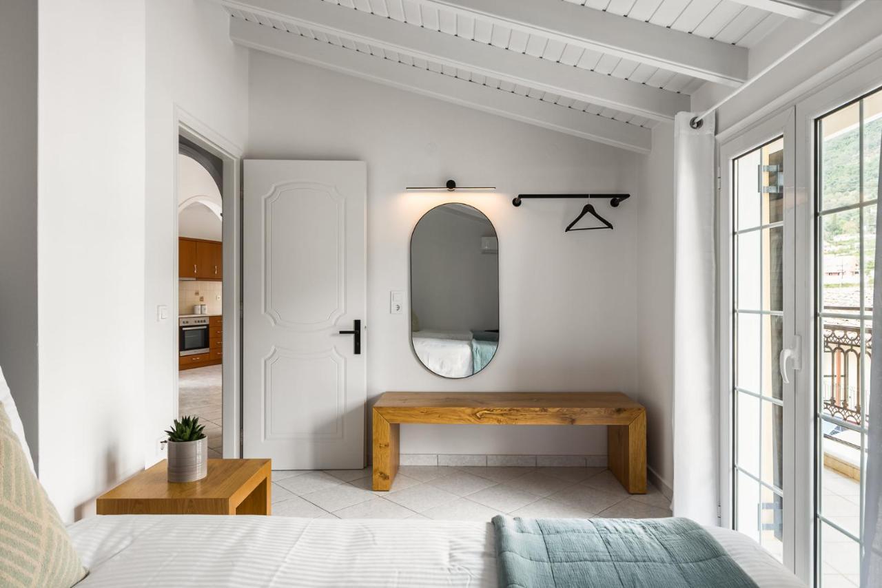 The Seaview Corner Apartments By Konnect, Ipsos Corfu Eksteriør billede